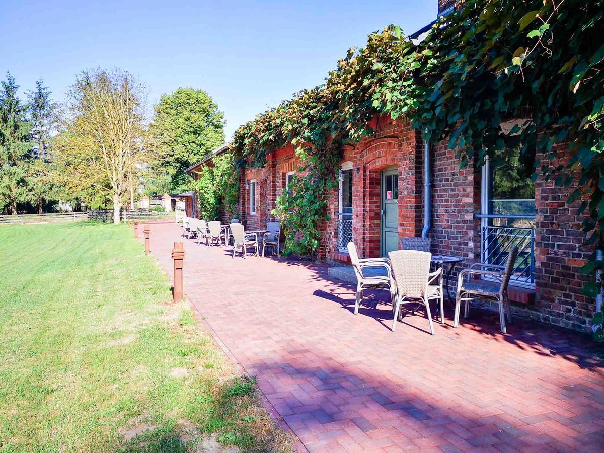 Apartamento Gutshof Gross Behnkenhagen Exterior foto